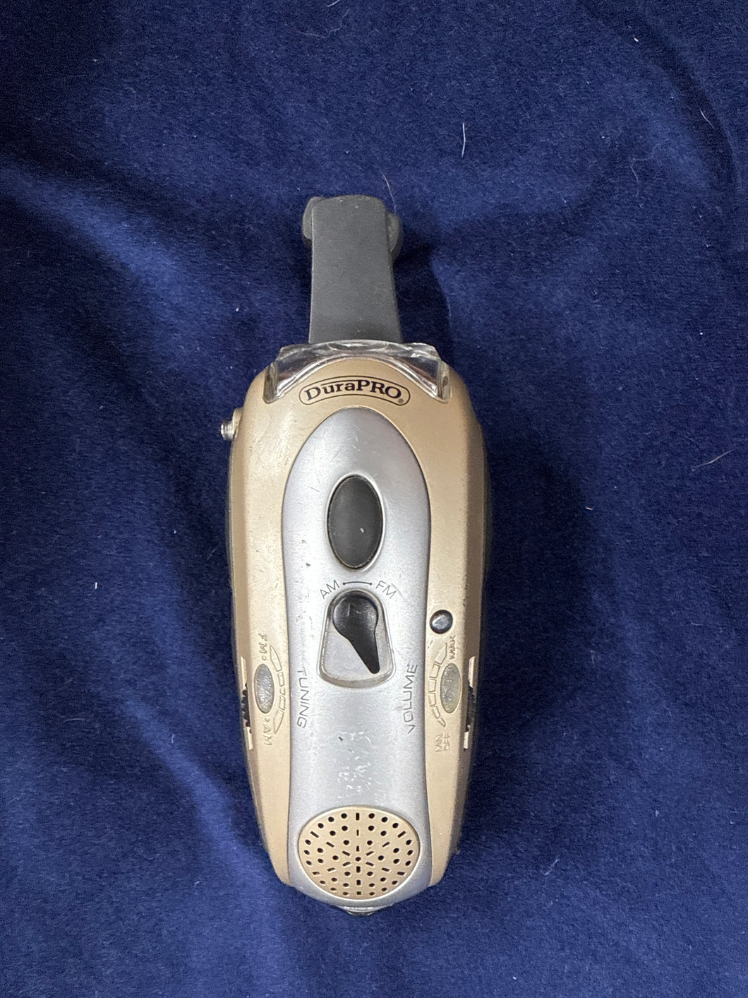 DuraPRO Hand Cranked Emergency Radio/Flashlit
