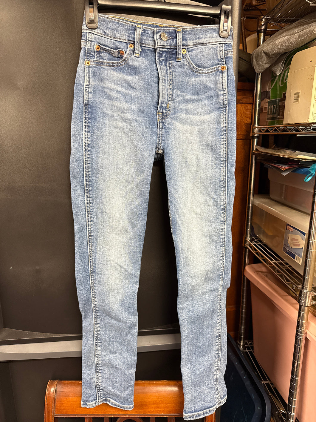 Gap High Rise Slim Blue Jeans - size Junior 00