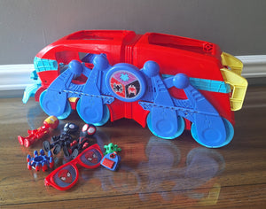 SPIDEY TRUCK MAKES SOUND WITH FIGURES