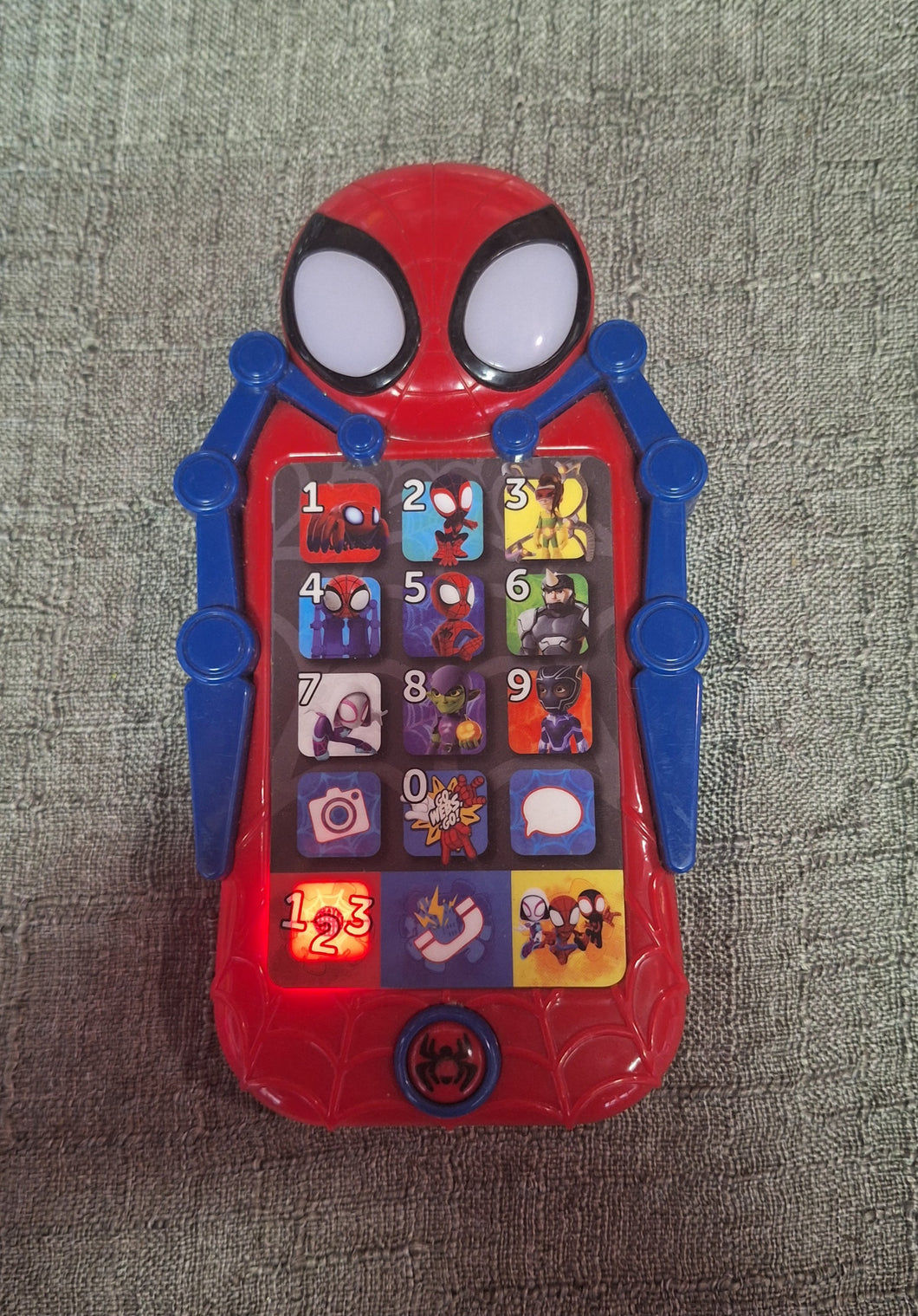 DISNEY SPIDEY & FRIENDS PLAY PHONE WORKS