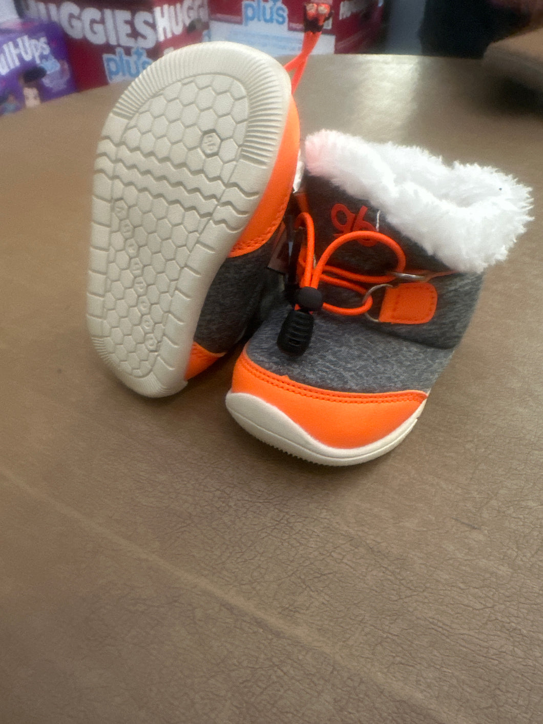 Goodbaby Lined Boots Approx Size 3.5-4 - size Shoes: Infant 3