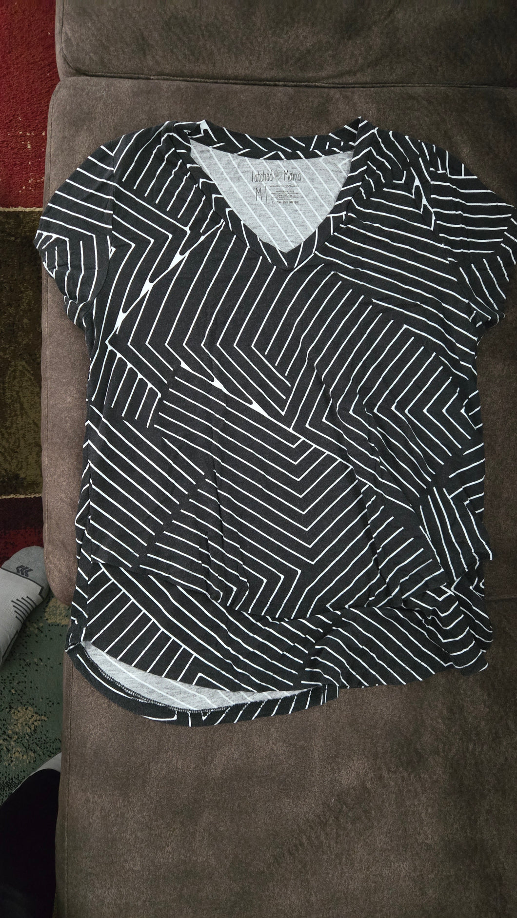 Latched Mama Nursing T-Shirt - size Medium