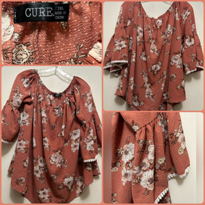 CURE floral polka dot blouse big sleeves - size 2X