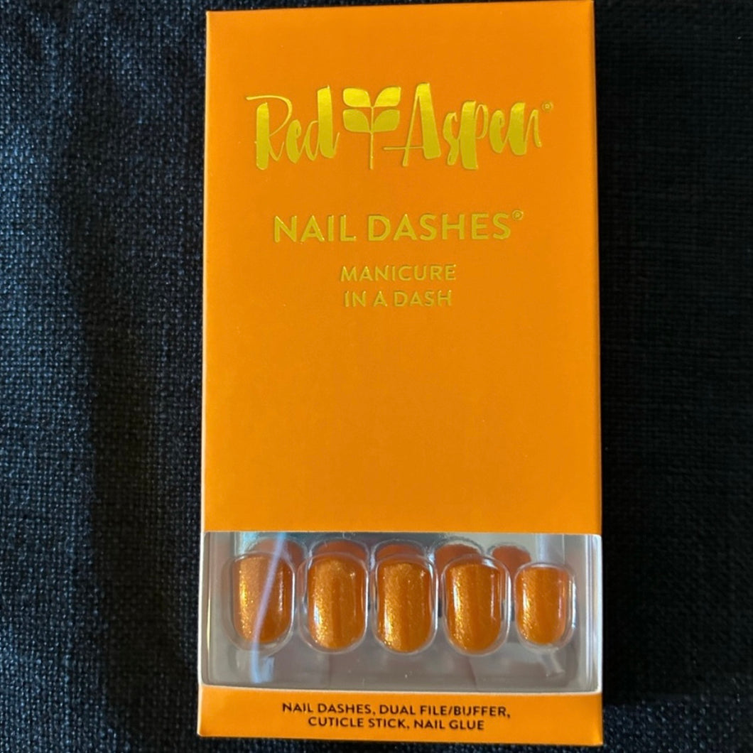 NEW Red Aspen Press On Nail dashes short square