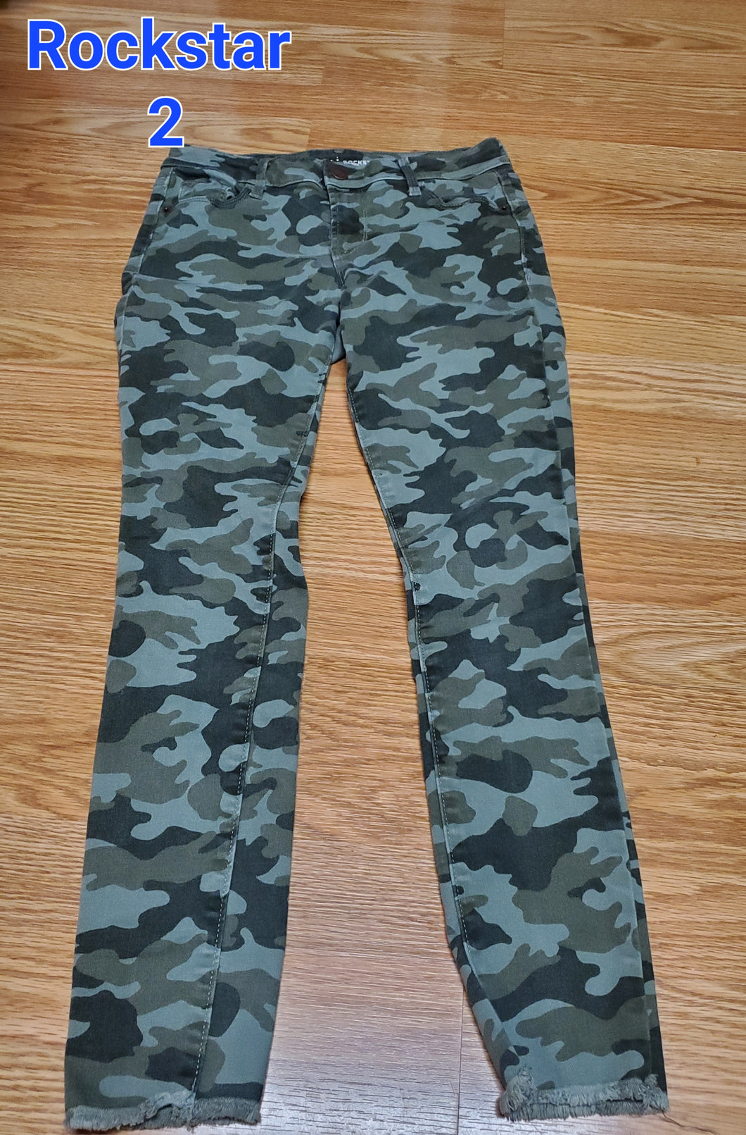 rockstar camo pants - size 2