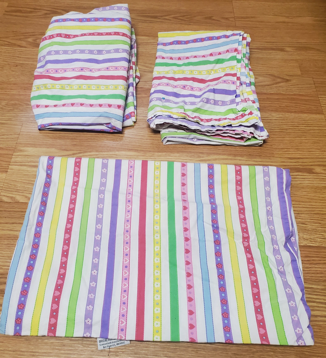 toddler bed sheet set crayola