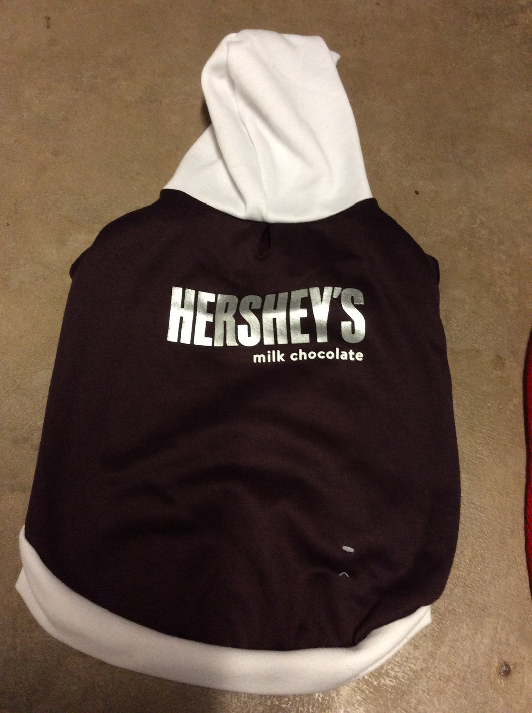 Pet Hershey hooded Sweater
