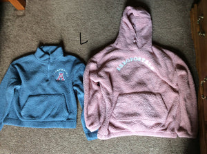 2Aeropostale fuzzy swtr Pink & blue - size Large