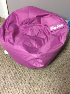 Pink beanbag chair - size Twin