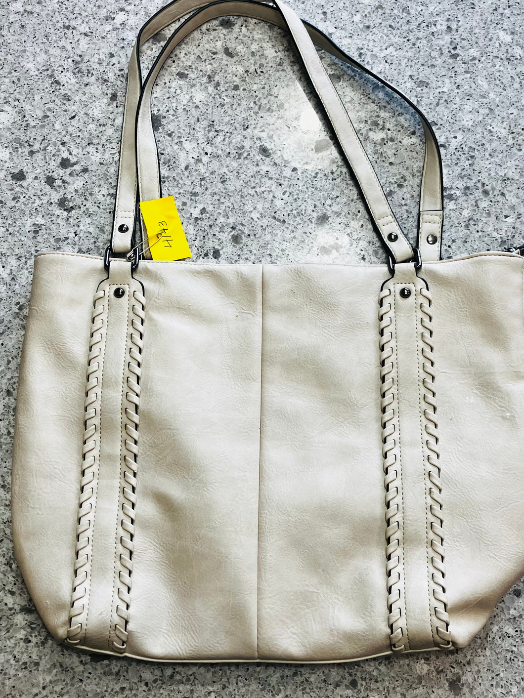 CREAM TOTE STYLE HANDBAG  16X12