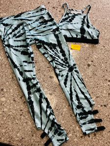 *JUSTICE* 2 PC DANCE SET LEGGINGS - MATCHING TOP - size 16